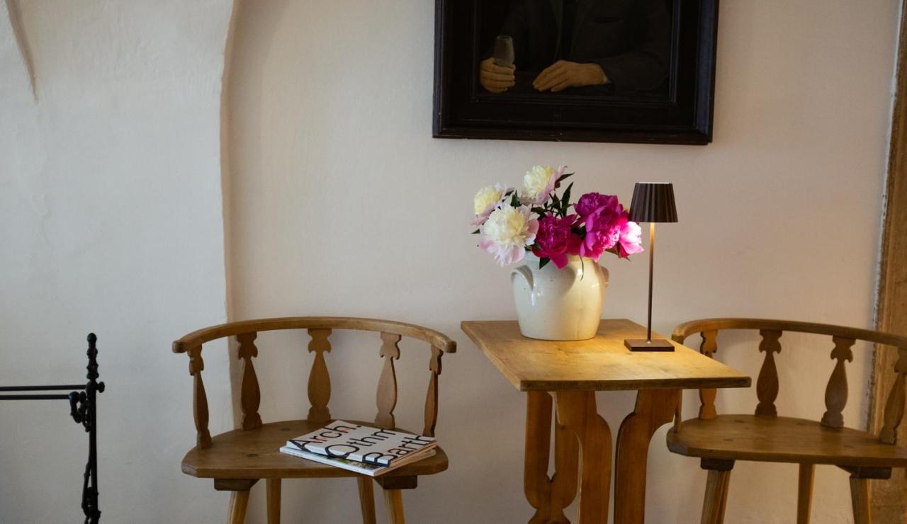 Weisses Roessl Hotel Caldaro Ngoại thất bức ảnh
