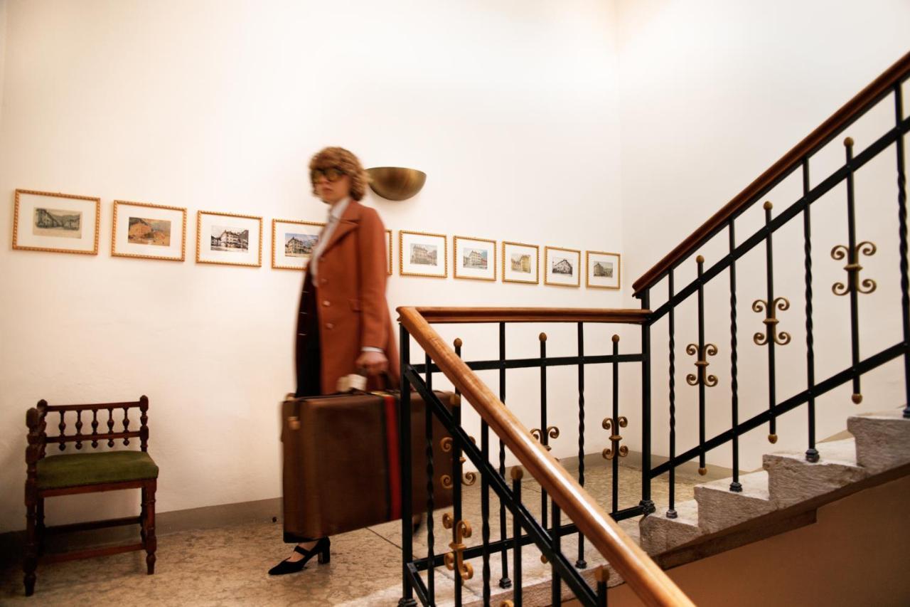 Weisses Roessl Hotel Caldaro Ngoại thất bức ảnh