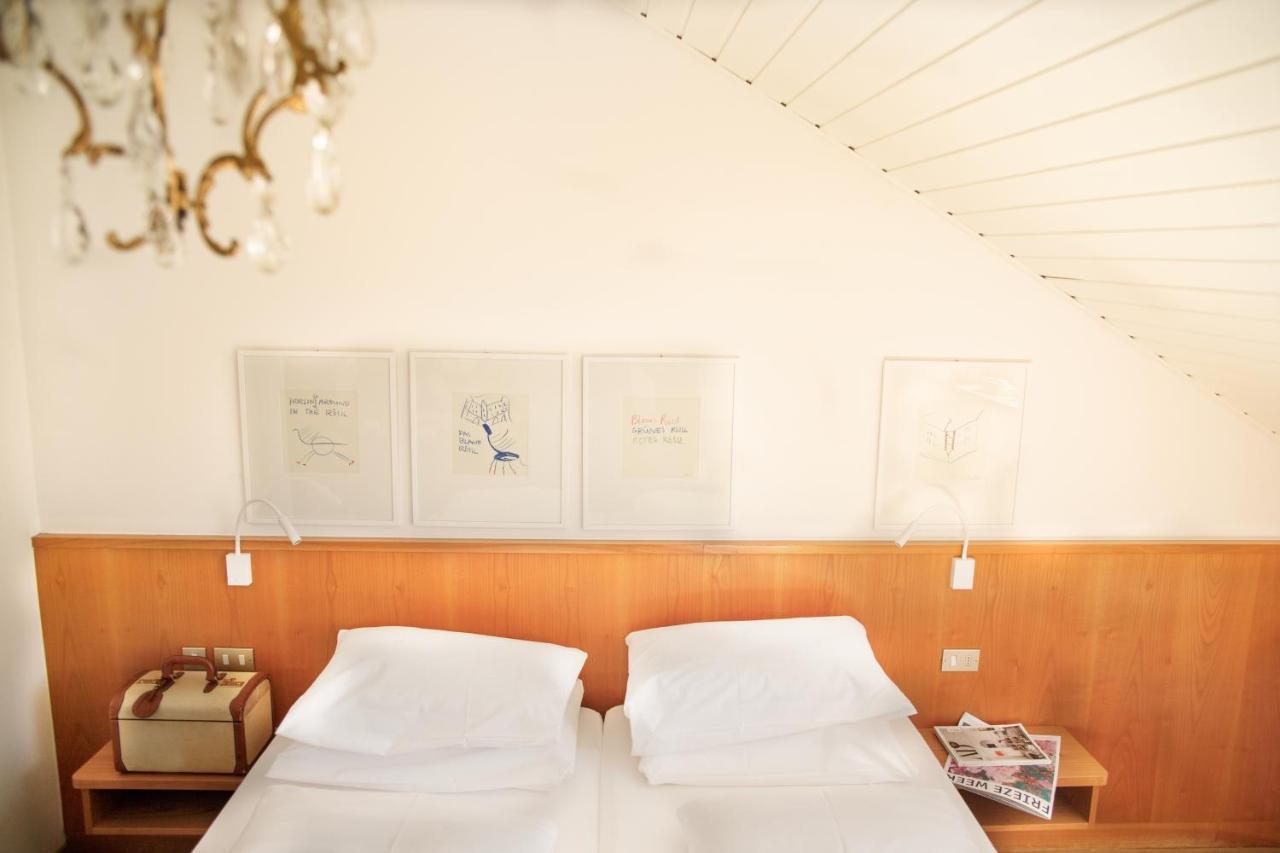 Weisses Roessl Hotel Caldaro Ngoại thất bức ảnh