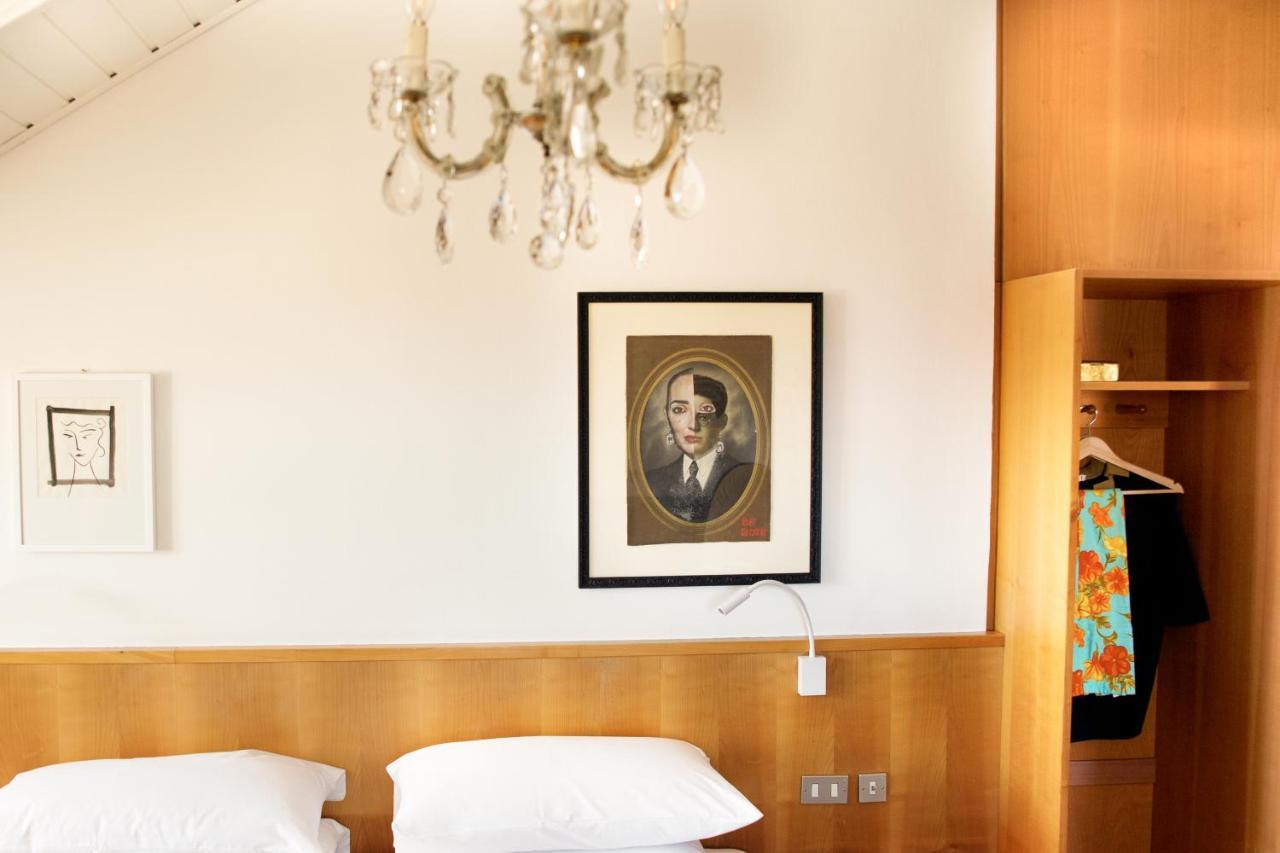 Weisses Roessl Hotel Caldaro Ngoại thất bức ảnh