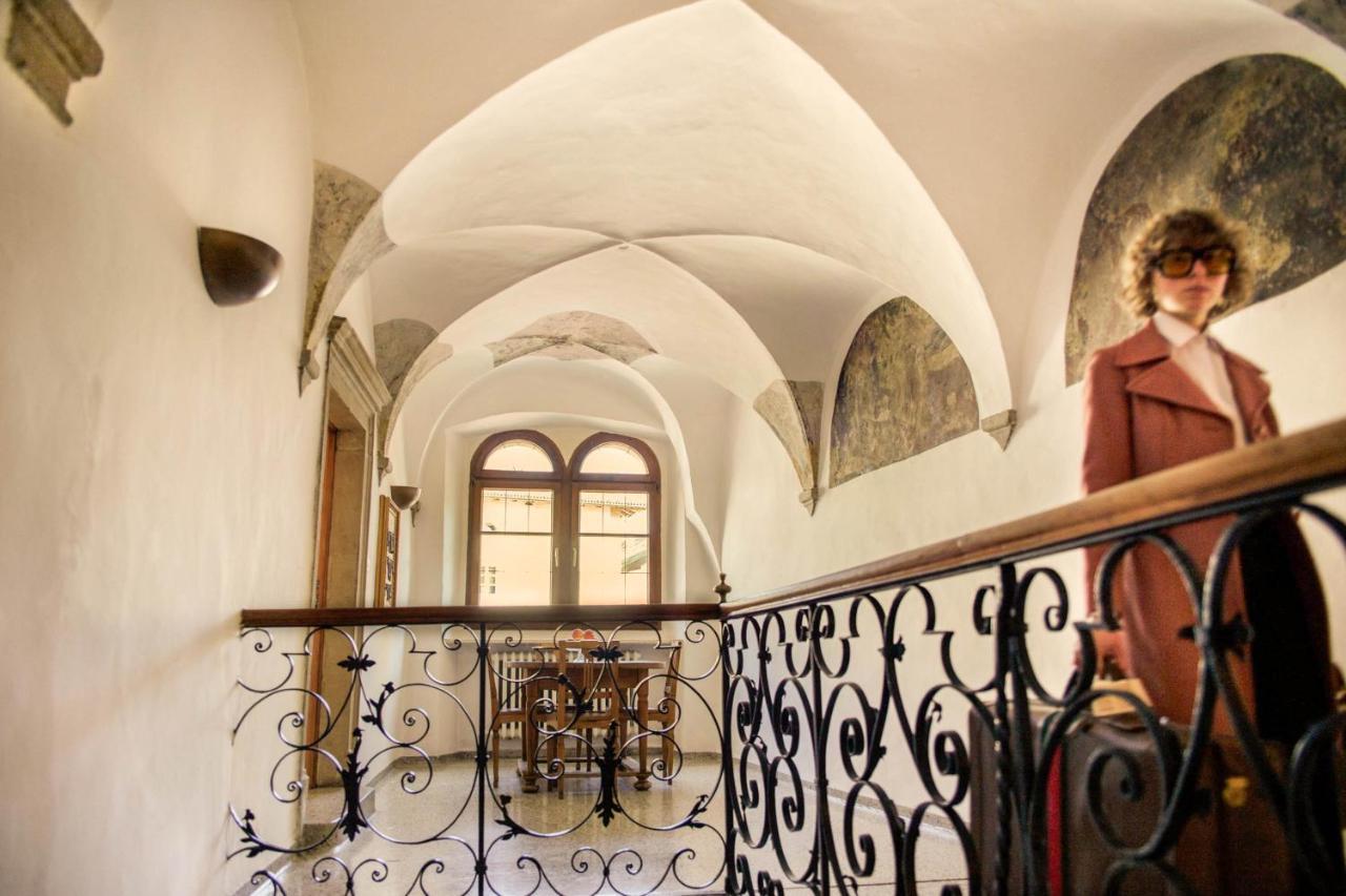 Weisses Roessl Hotel Caldaro Ngoại thất bức ảnh