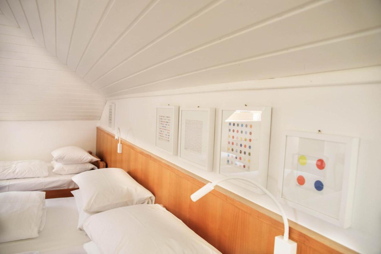 Weisses Roessl Hotel Caldaro Ngoại thất bức ảnh